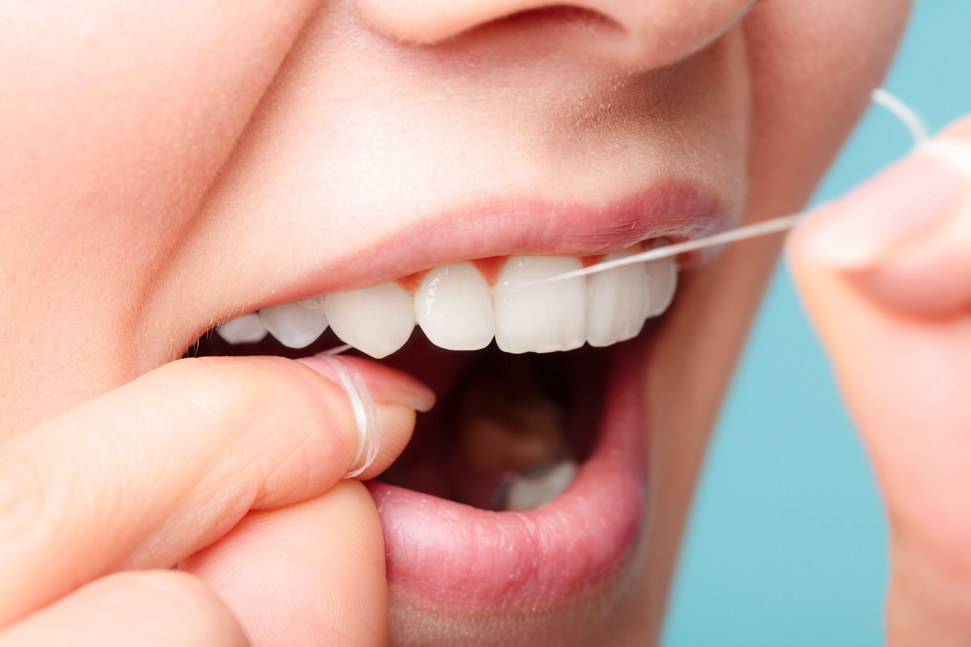 How To Keep Yourself Healthy In-Between Dental Checkups: 4 Essential Tips